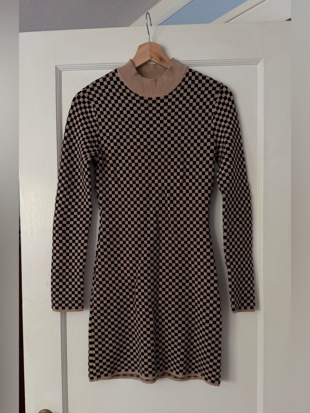 Abercrombie Checkerboard Knit Long Sleeve Dress